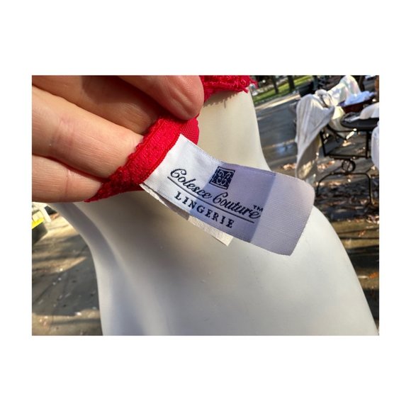 Vintage 90s Colesce Couture Lingerie Demi Cup Bra Red Lace Made in USA Sz 36C - Picture 6 of 8